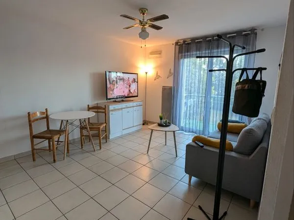 T2 meublé - Bruguières - balcon - piscine 
