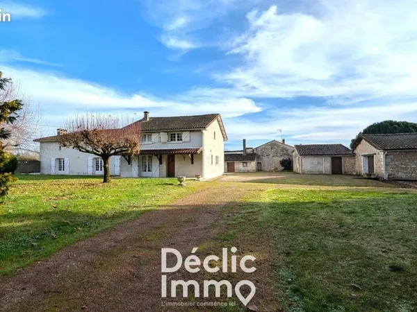 Maison 9 pièces 292 m² 