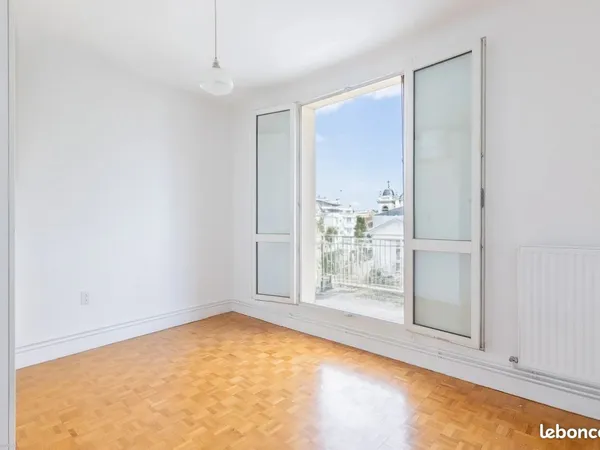 Location appartement - 2 Chambres - Centre ville Choisy-le-Roi 