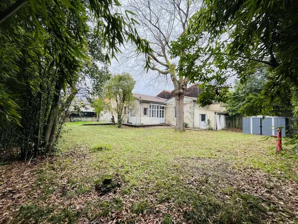 Maison en pierre à Talence : charme, potentiel et localisati 