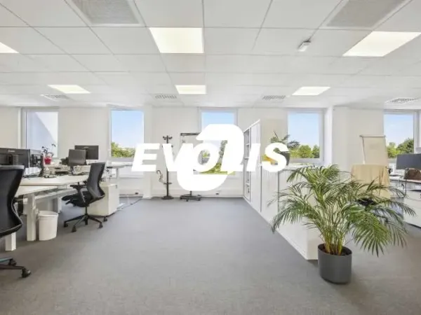 Bureaux neufs à PARIS NORD 2 proche RER B et accès A1 - A3 - A104 
