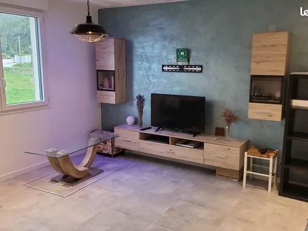 Appartement Location Bormes-les-Mimosas 2p 60m² 800€