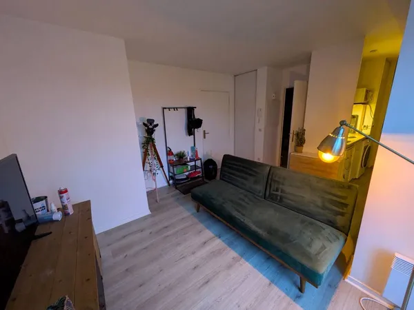 Location studio 36m² - centre ville - dernier étage - parking - terrasse 