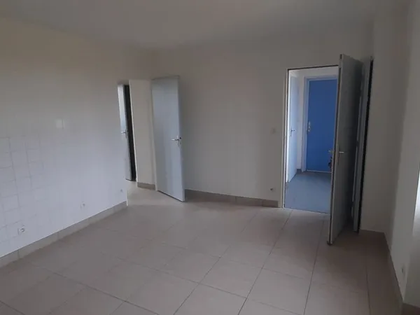 Appartement T2 - Colombier-le-Vieux 