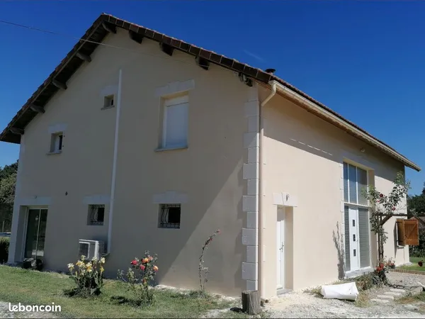 Maison 6 pièces 234 m² 