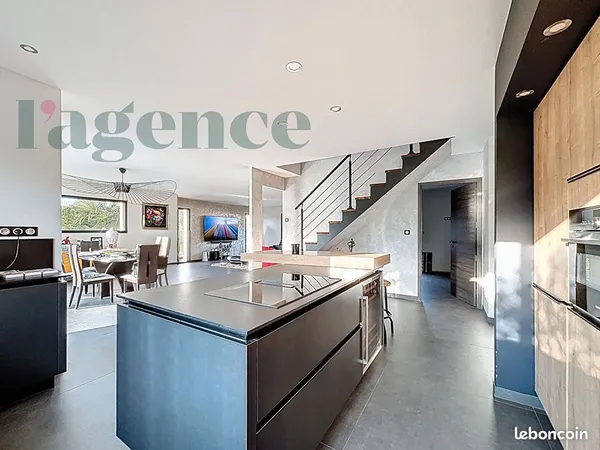 Maison 6 pièces 174 m² 