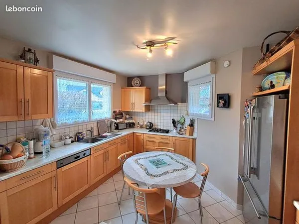 Maison 8 pièces 160 m² 