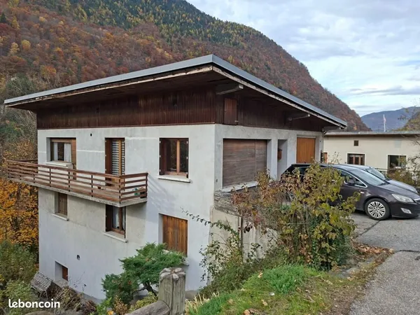 Maison 253 m² Salins Fontaine 