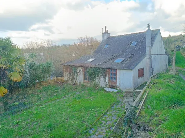 29520 Châteauneuf du Faou maison à restaurer 2 chambres jardin 