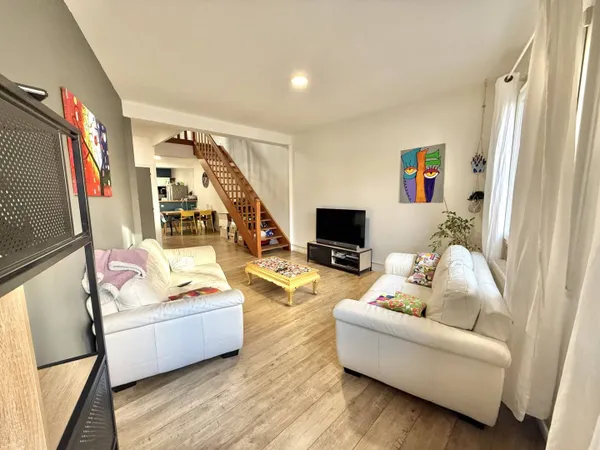 Triplex 4 pièces 101 m² 
