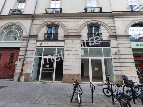 LOCAL COMMERCIAL A LOUER - NANTES COMMERCE 