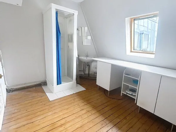 Appartement 1 pièce 8 m² 