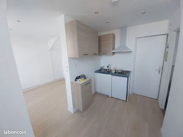 Appartement 1 pièce 18 m² 