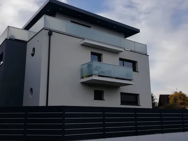 Immeuble 20 pièces 300 m² 