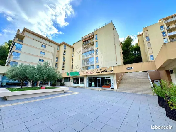 Appartement 1 pièce 44 m² 