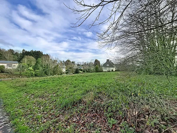 Terrain Querrien 2200 m2 