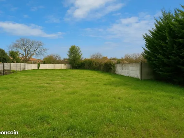 Terrain 559 m² Hourtin 