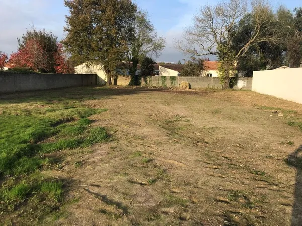 Terrain 1000 m² 