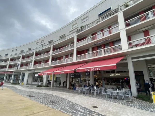 Studio 1 pièce 25 m² 