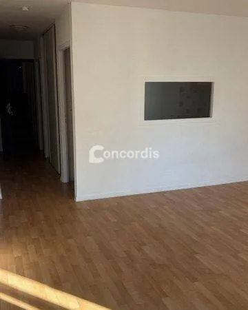 Studio 1 pièce 37 m² 