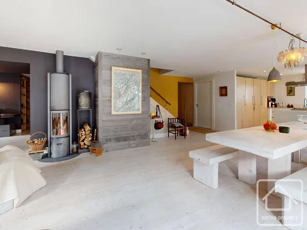Duplex 9 pièces 219 m² 