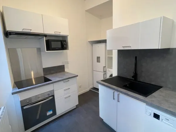Appartement T1 bis, 23m2, Palais de Justice, Refait à NEUF 