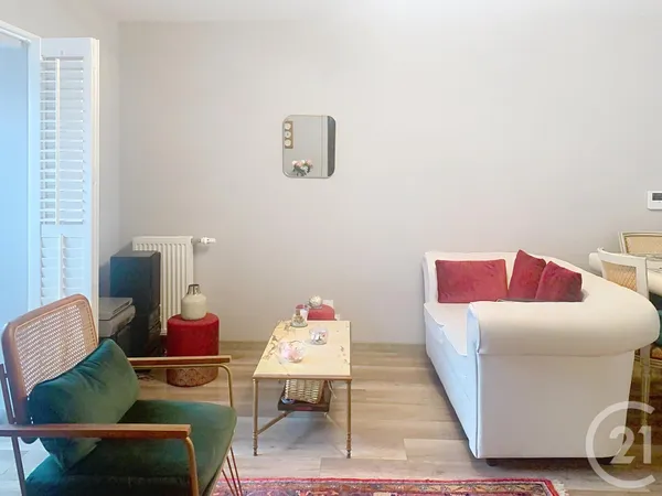 Appartement 3 pièces 53 m² 