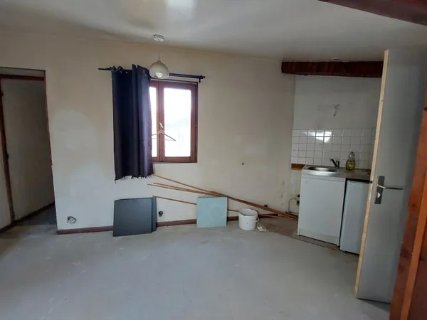 Studio 1 pièce 9 m² 