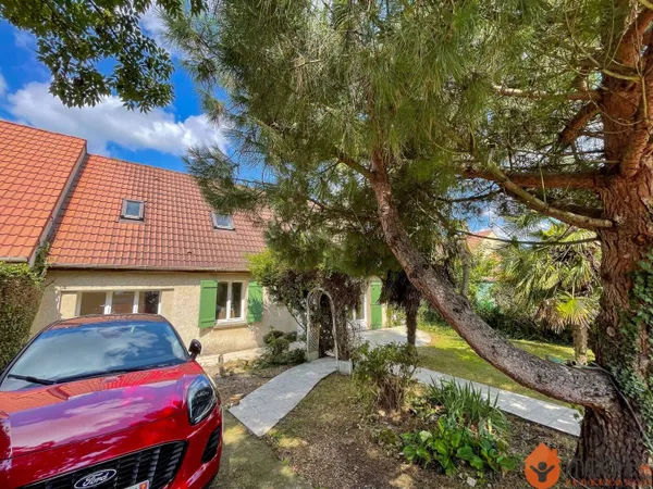 Maison 6 pièces 148 m² 