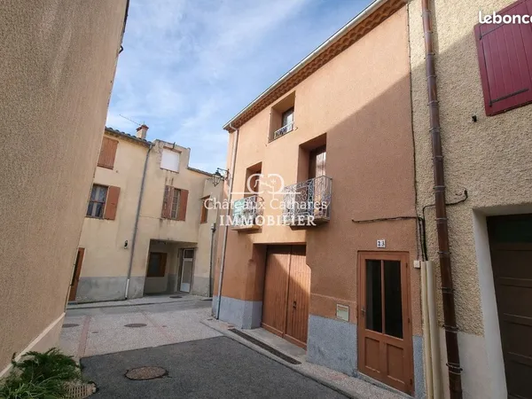 Propriété 3 pièces 131 m² 