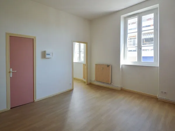 Studio 1 pièce 27 m² 