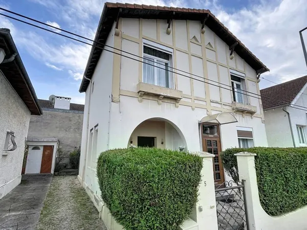 Maison 6 pièces 110 m² 