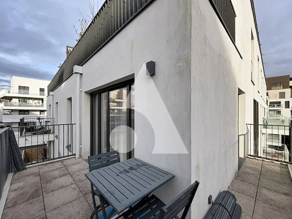 Appartement 4 pièces 79 m² 