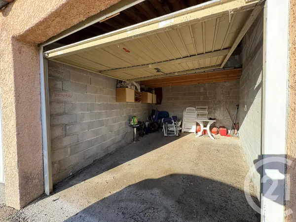 Parking 16 m² 