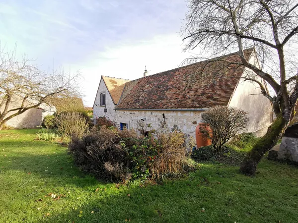 LONGÈRE RÉNOVÉE SECTEUR SERGINES 