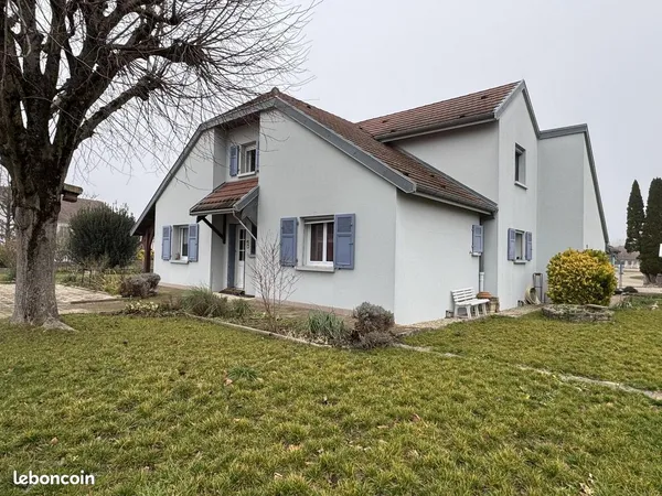 Maison 5 pièces 144 m² 