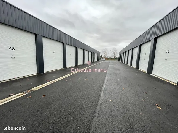 Parking/box 28 m² aiffres 