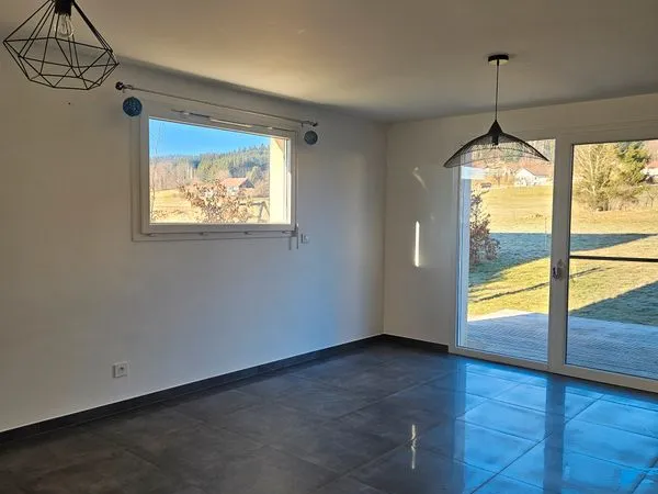 Maison mitoyenne 5 pièces 85 m² 