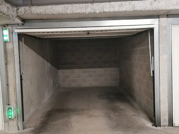 Garage à louer 