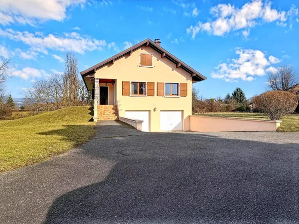 Maison 4 pièces 140 m² 