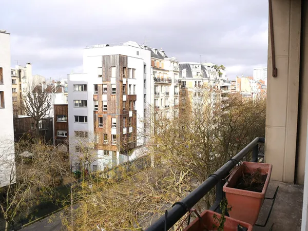 16è 3p en étage élevé avec 2 chambres + Cave 