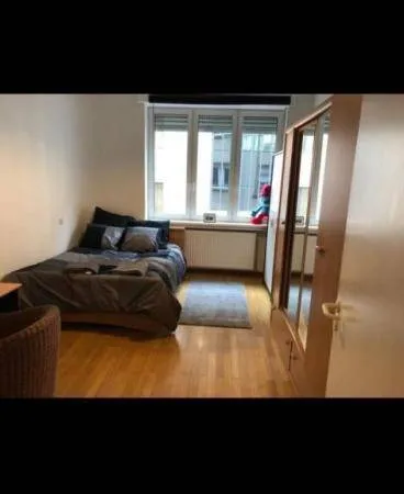 Studio 1 pièce 15 m² 