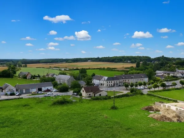 Terrain constructible 1327 m²