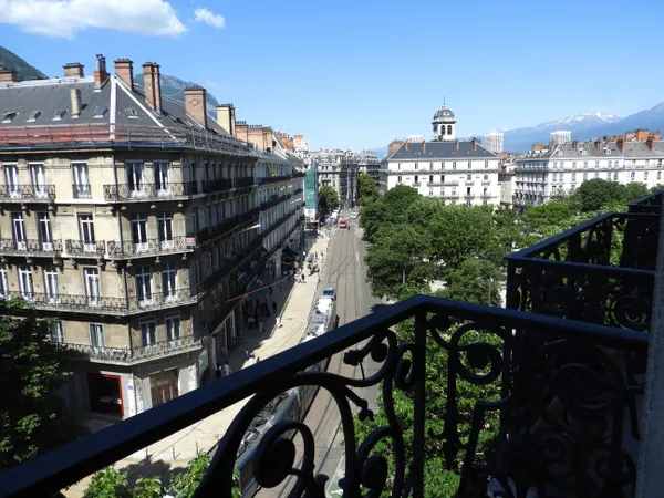 Loue Chambre 25m², appartement haussmannien vue sur 3 montagnes - Grenoble (38) 