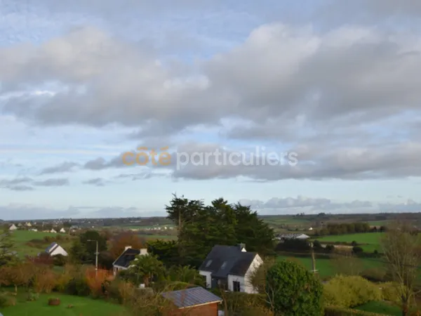 NÉO BRETONNE FAMILIALE SUR CAVE - 158m² - TRES BELLE VUE PANORAMIQUE 
