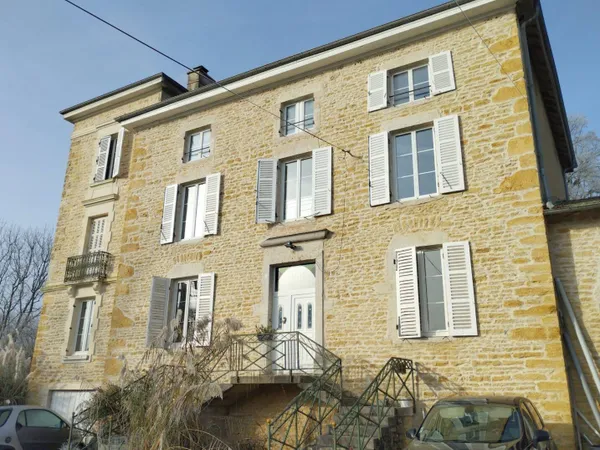 Maison 20 pièces 415 m² 