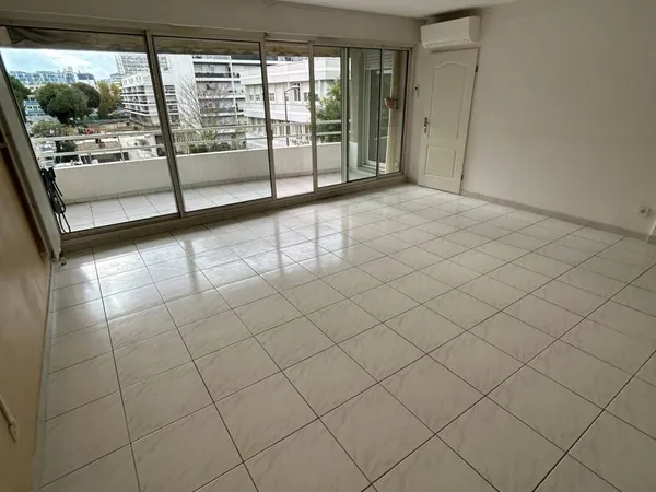 Appartement 4 pièces 93 m² 