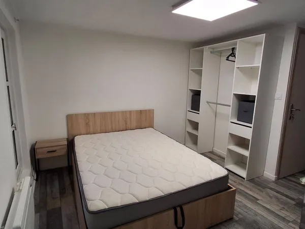 Studio 1 pièce 20 m² 
