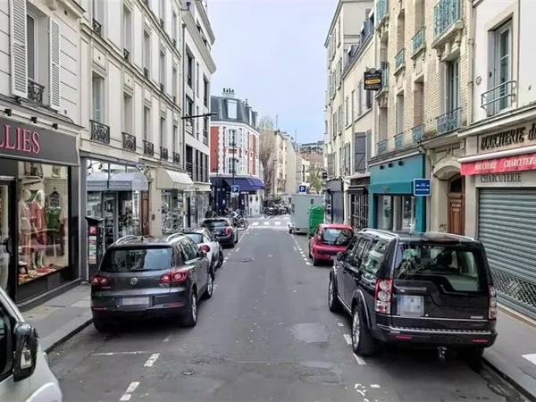 Boutique 217 m² BOULOGNE BILLANCOURT 