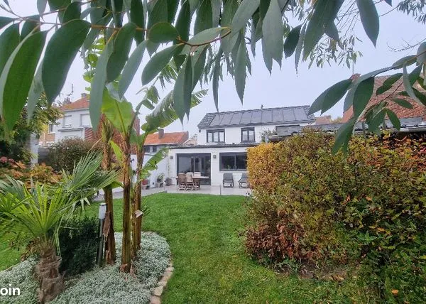Maison 5 pièces 150 m² 